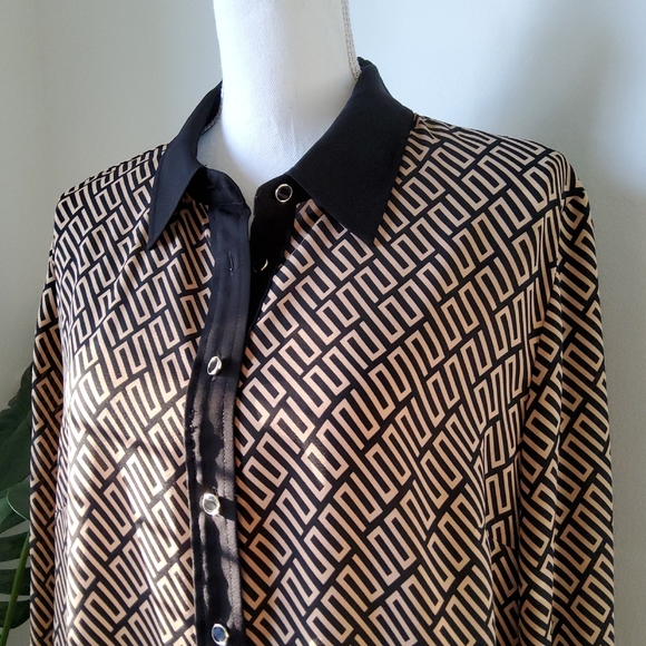 Anne Klein Geometric Print Blouse - Picture 2 of 8